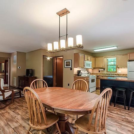 Secluded Oasis W Hot Tub, Screened-In Porch, Wifi! Berkeley Springs Exteriér fotografie