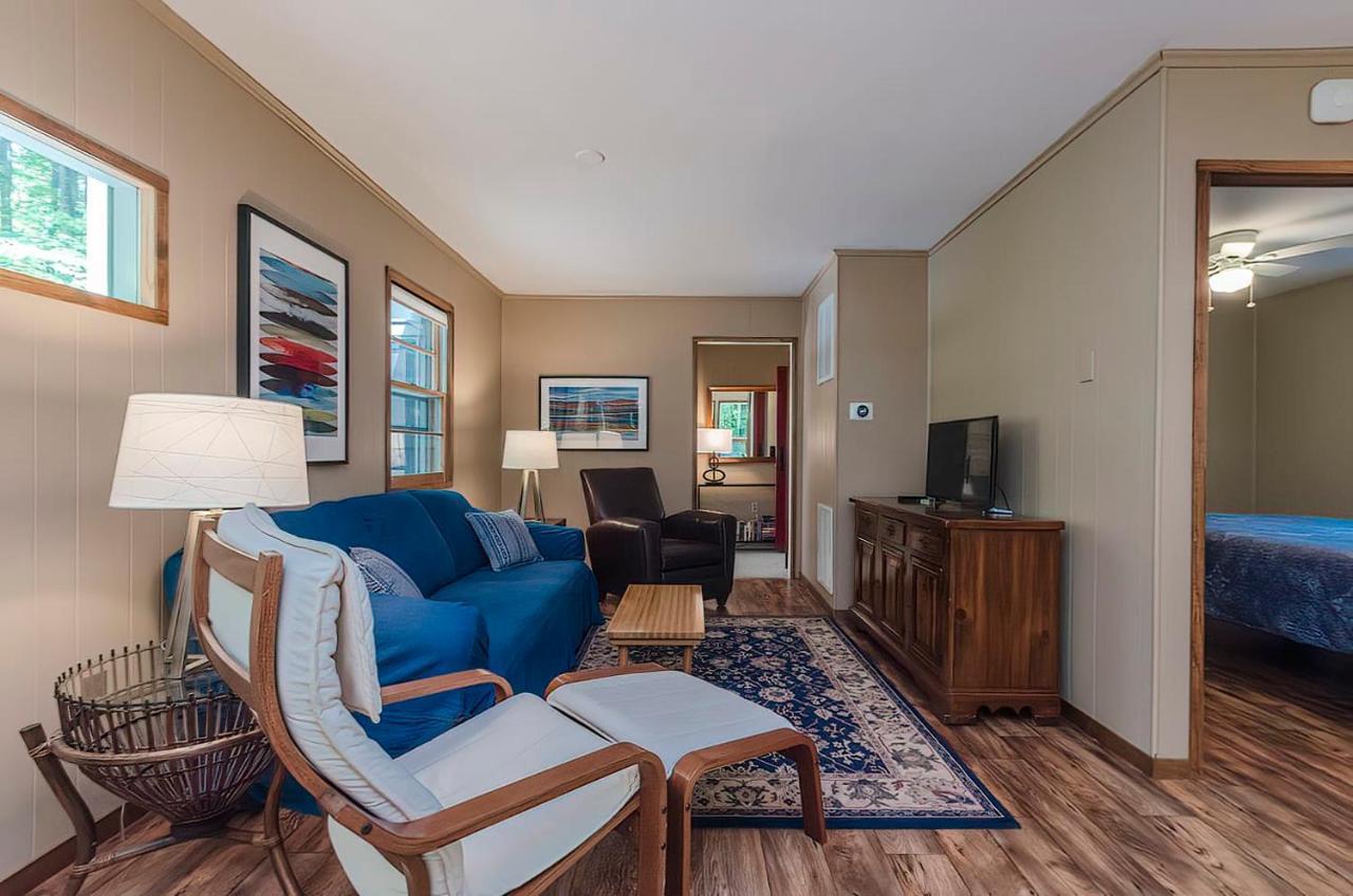 Secluded Oasis W Hot Tub, Screened-In Porch, Wifi! Berkeley Springs Exteriér fotografie